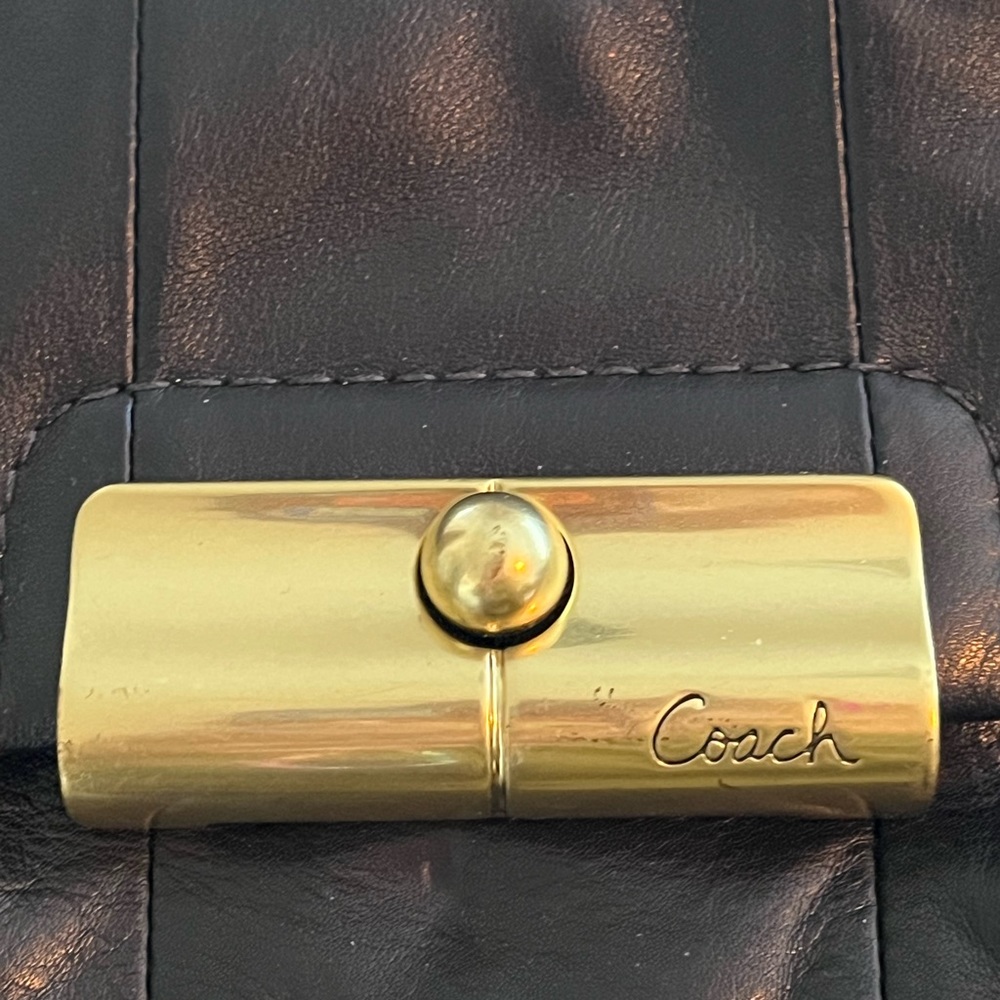 COACH PRE-LOVED AUTHENTIC GENUINE BLACK LEATHER & GOLD HARDWARE CROSSBODY BAG - Picture 16 of 17